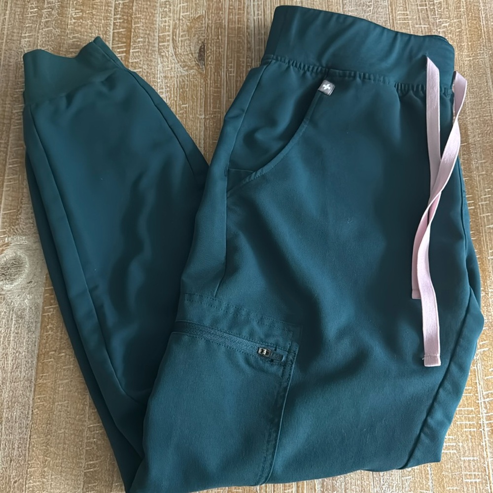Figs Zamora Jogger Scrub Pants
